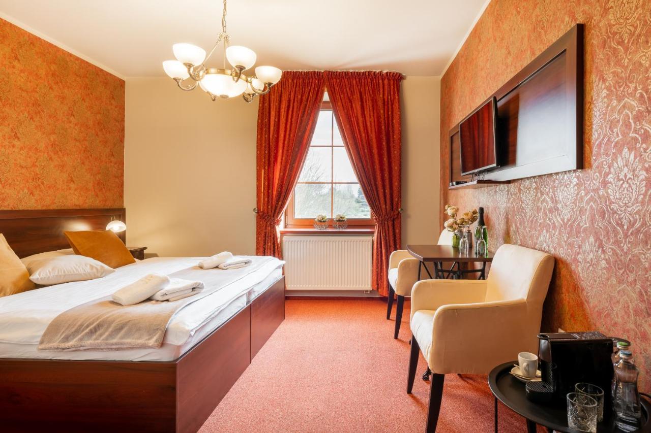 Hotel Plumlov Mostkovice Ngoại thất bức ảnh